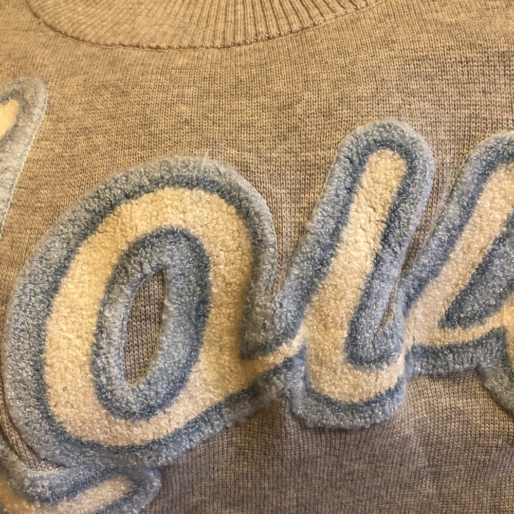 Preloved H &M Grey “Love” Sweater B13 - Picture 5 of 8
